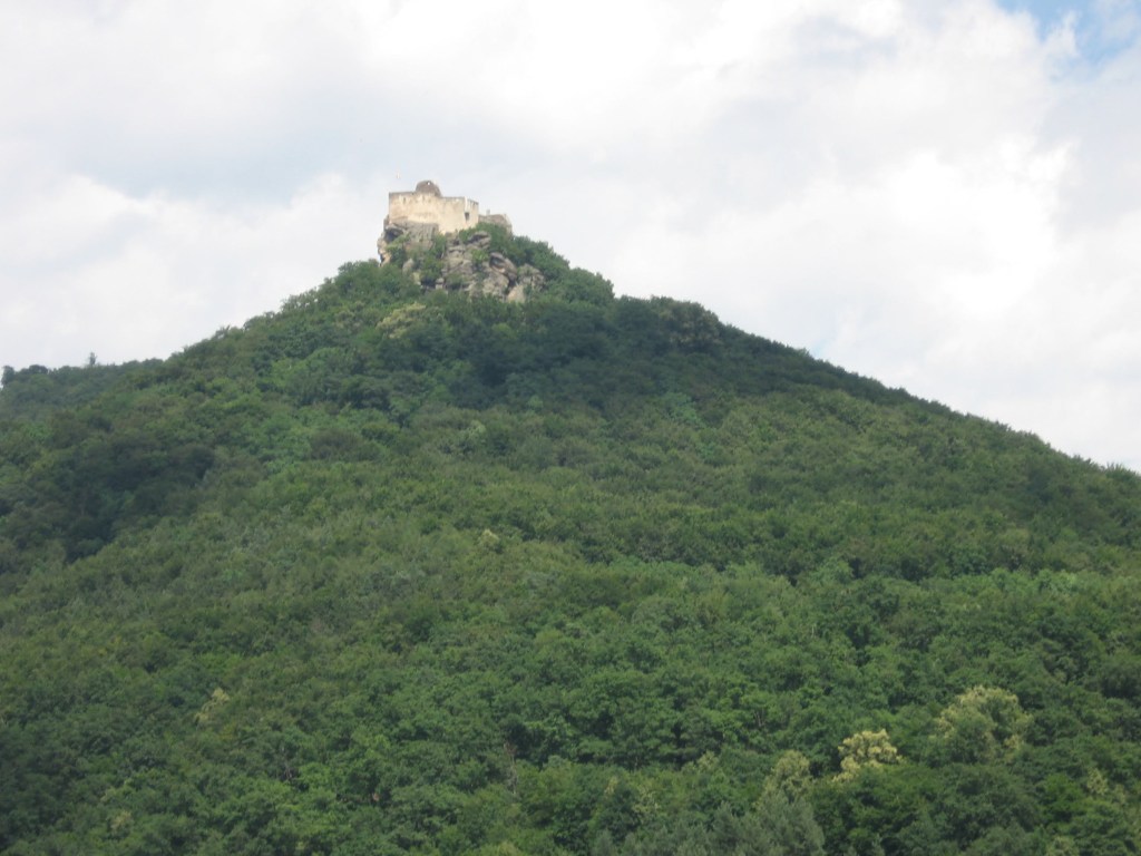 Agstein castle ruins